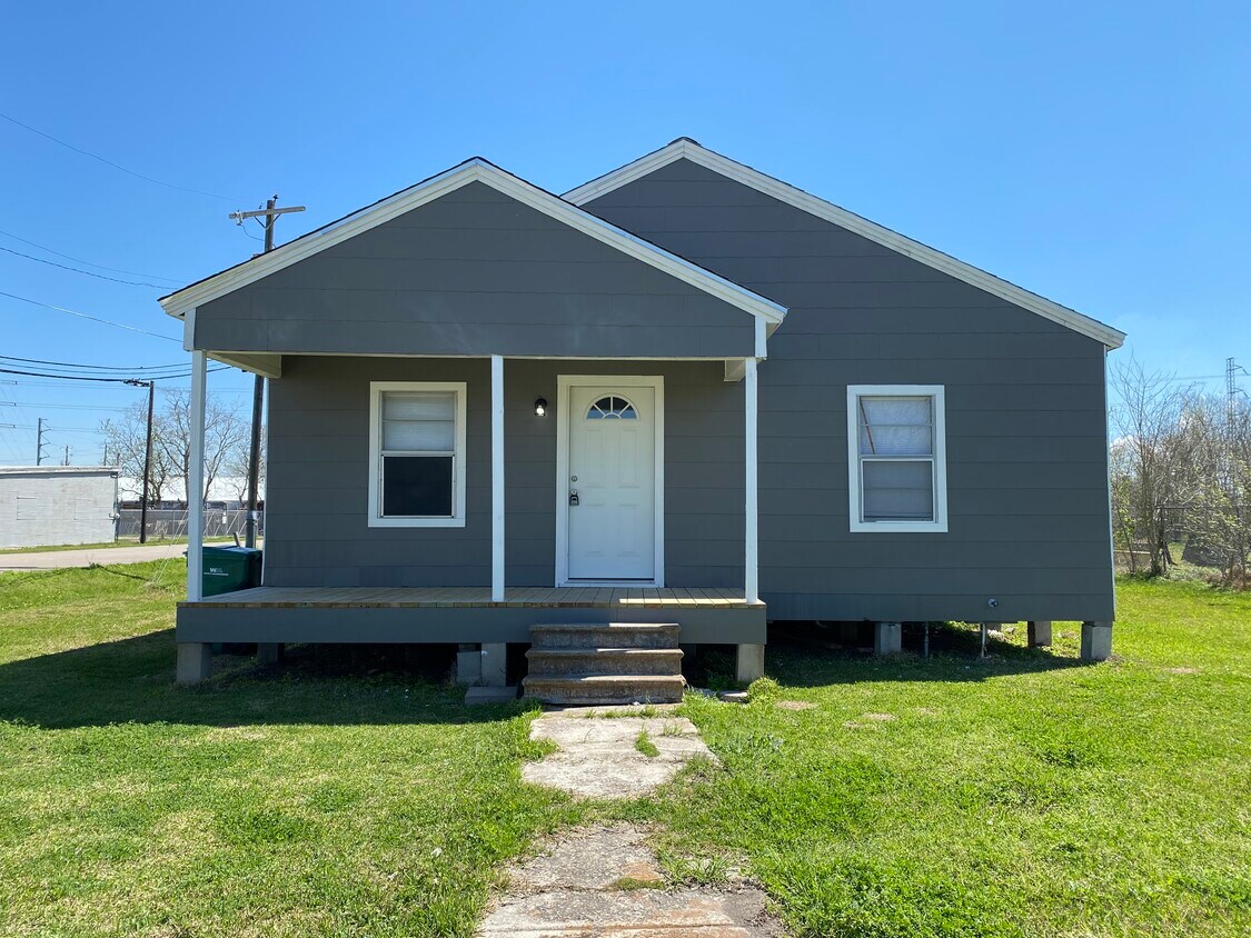 201 Holman St, La Marque, TX 77568 House Rental in La Marque, TX