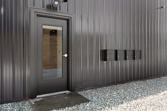 Building Photo - 1013 14th St Building Photo - 1013 14th St