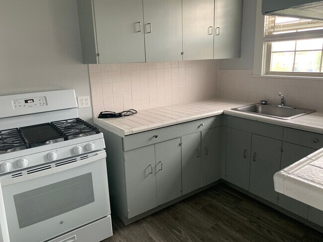 Foto del edificio - Cute Fresh Studio Apartment