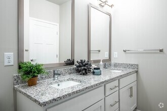 Taylor Pointe Apartments photo'