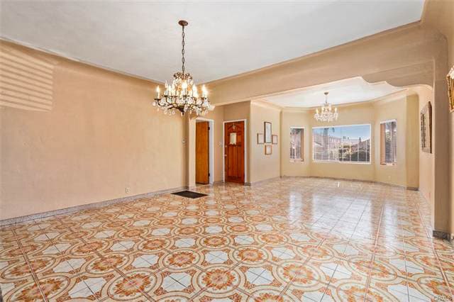 Entry - 236 W 12th St