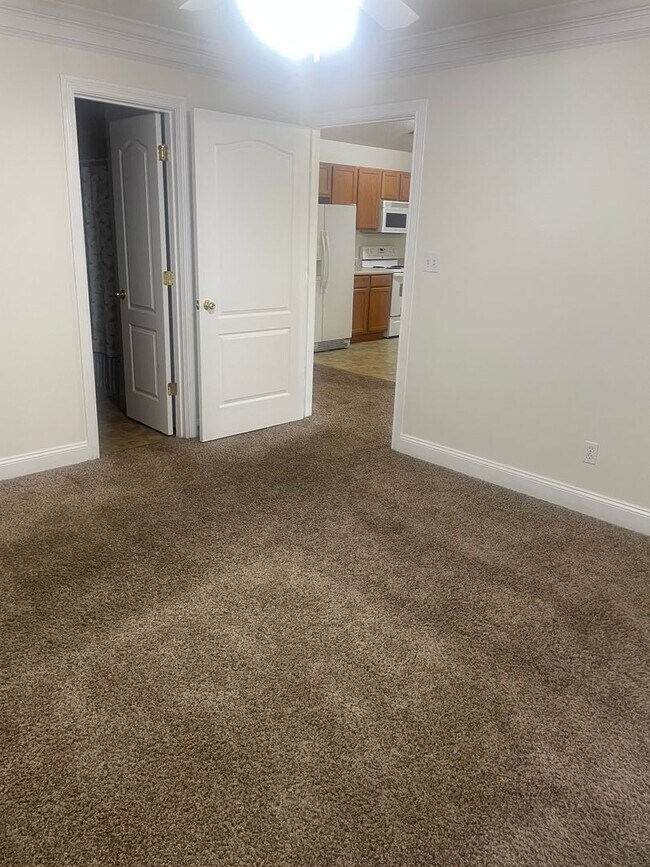 Foto del edificio - Knoxville 37912 - 2 bedroom, 2 bath condo ...