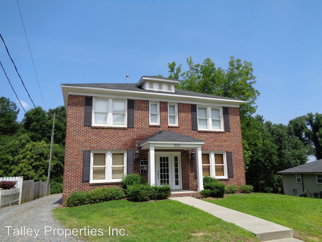 Primary Photo - 1612 Merriman Ave