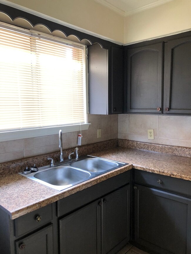Building Photo - 1657 Starboard Dr
