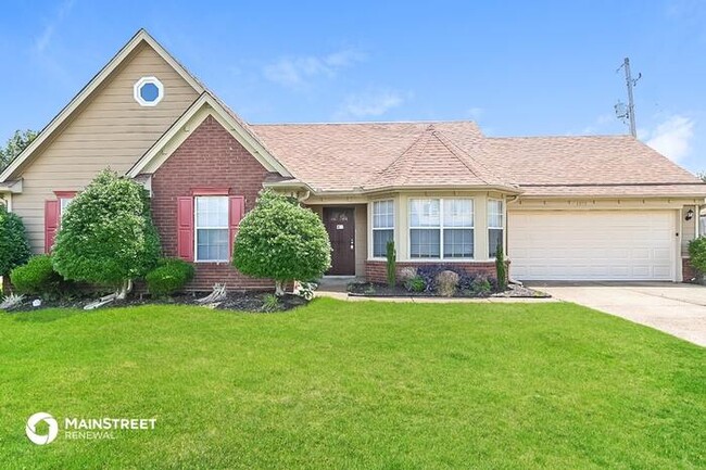Building Photo - 4920 Phipps Dr, Memphis, TN 38125