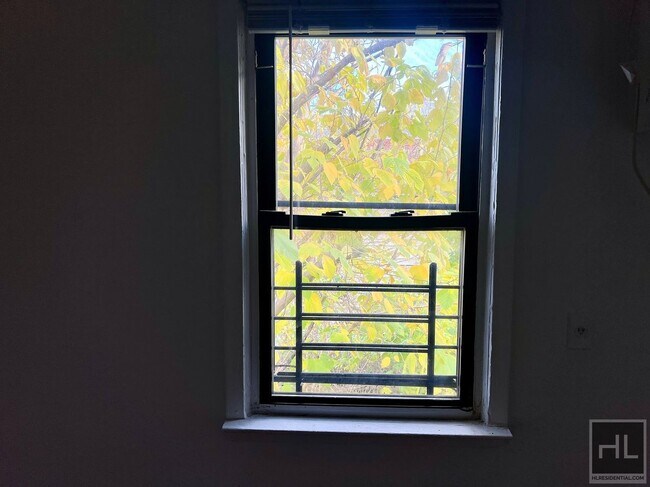 Foto del edificio - 9506 Avenue L