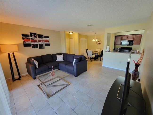 Foto del edificio - 3705 SW 27th St