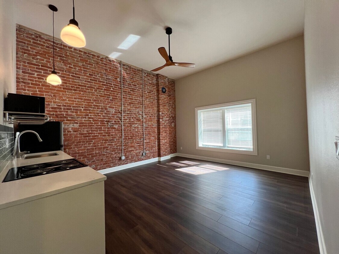 Primary Photo - Modern Living with a Touch of Historic Charm