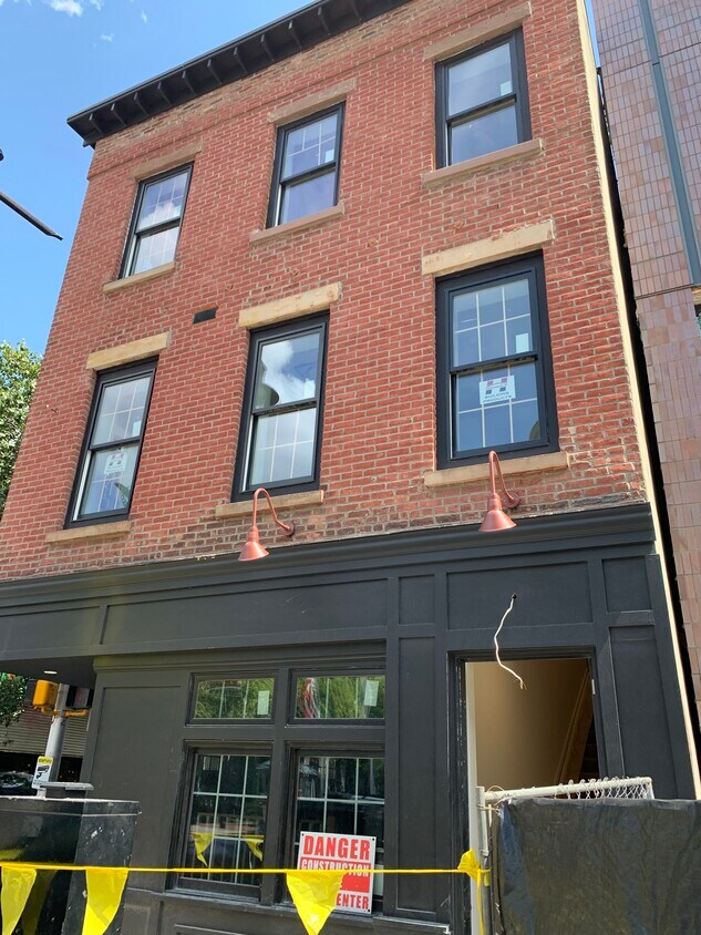 Primary Photo - 116 Washington St