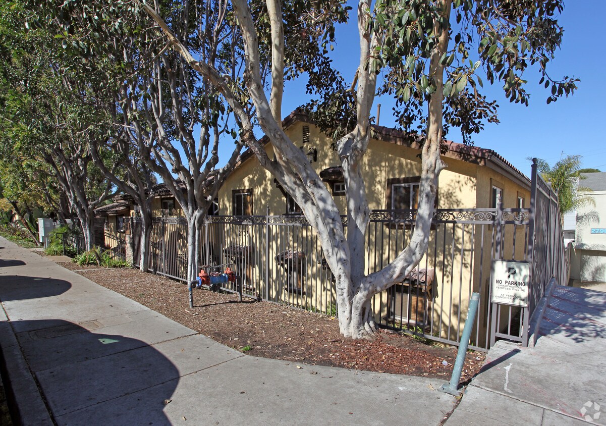 Stonemark at Golden Hill Apartments in San Diego, CA
