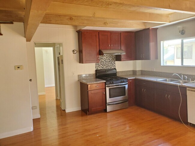 Foto del edificio - Four Bedrooms