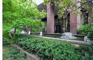 Foto del edificio - 300 E 75th St