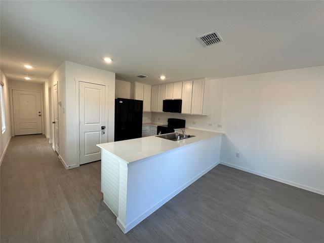Foto del edificio - 829 Sandhill Crane Ln