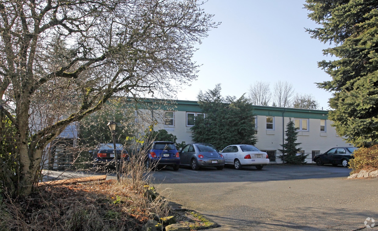 Vista Manor Apartments Apartments in Portland, OR