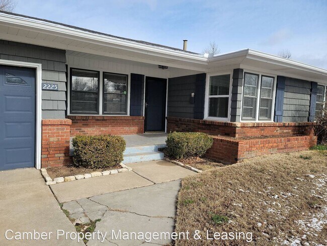 Building Photo - 3 br, 1 bath House - 2225 Ashley Drive