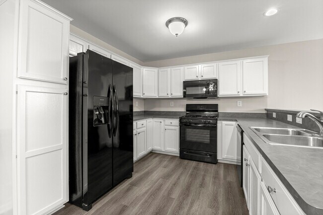 Foto del edificio - 13017 Turnberry Ct
