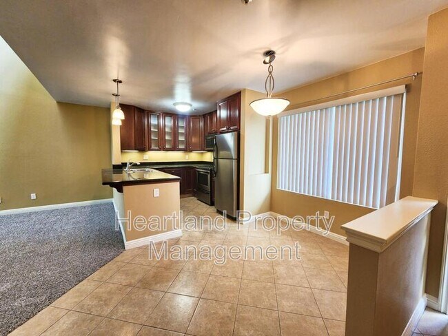 Building Photo - 5525 Shasta Ln
