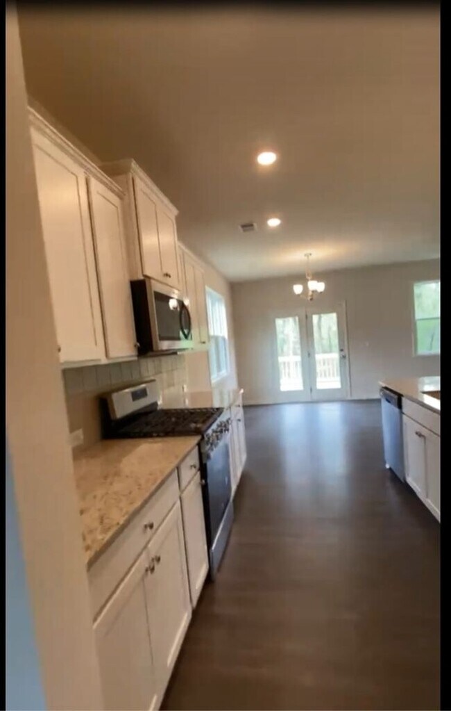 Foto del edificio - Spacious 4BR House in Braselton