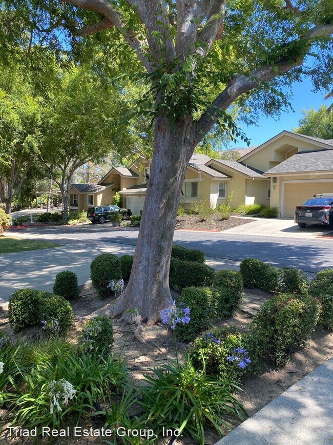 Building Photo - 3 br, 3 bath House - 1055 Sunrose Ct.