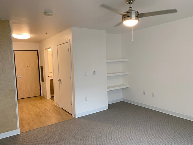 STUDIO | 1 BATH - St. Francis Park