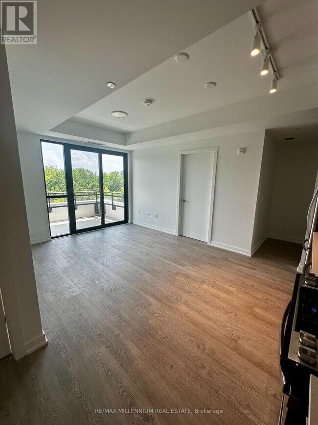 Building Photo - 740 Whitlock Ave