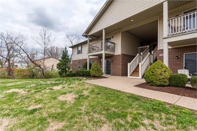 Creek Pointe - Creek Pointe Apartment