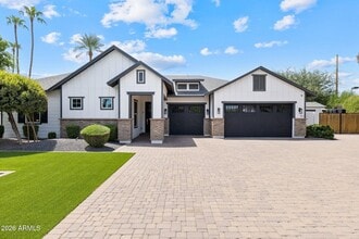 Building Photo - 4812 N 68th Pl