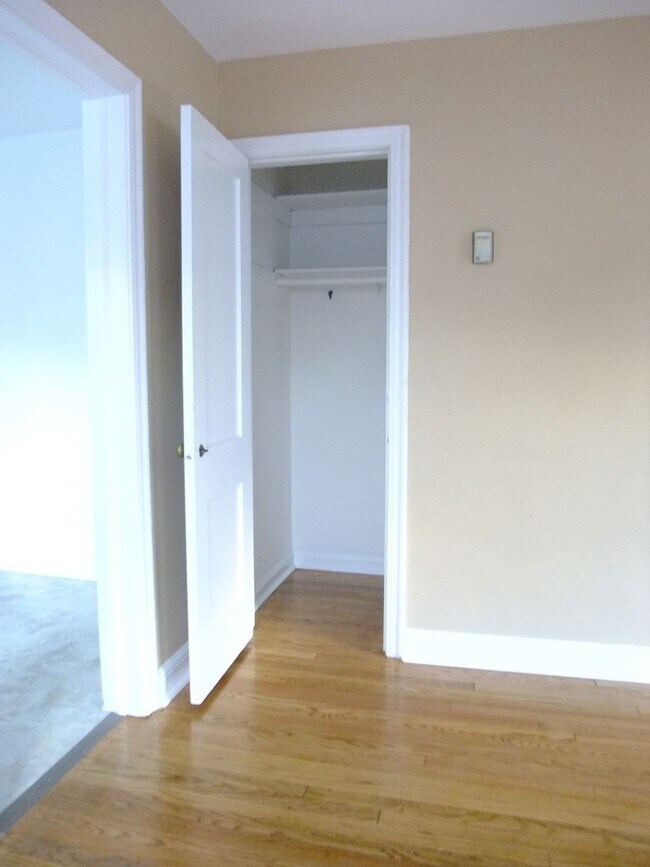 Foto del edificio - 8210 Greenwood Ave