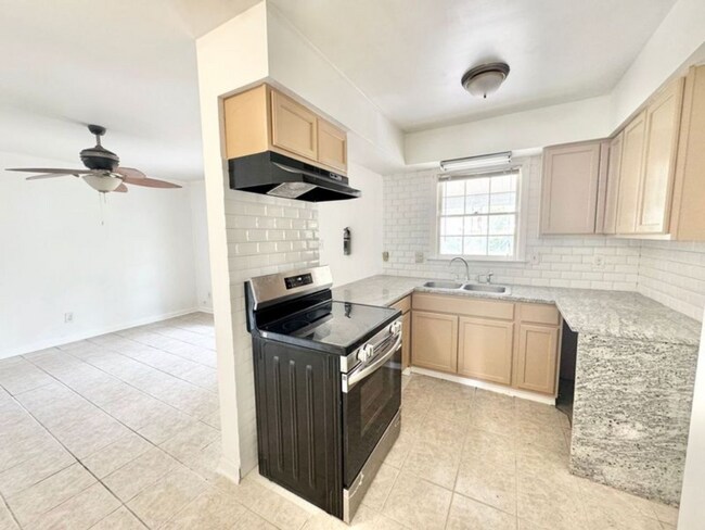 Foto del edificio - 3 bedroom Home on Wilmington Island in Sav...