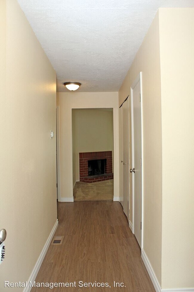 Building Photo - 3803-3805 SE Cesar Estrada Chavez Blvd