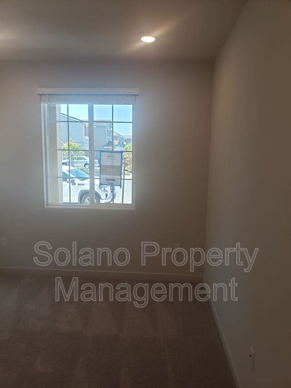 Foto del edificio - 2940 Sugar Pne St