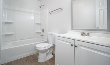 Interior Photo - Aspen Place