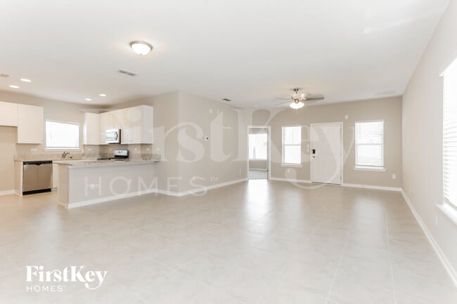 Building Photo - 75318 Plumbago Trce