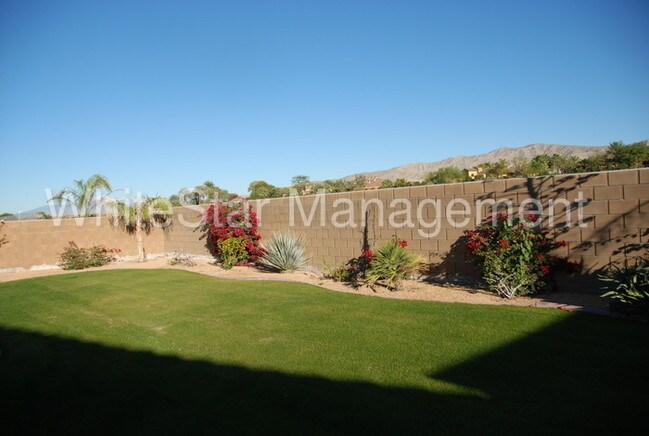 Building Photo - 83134 Long Cove Dr