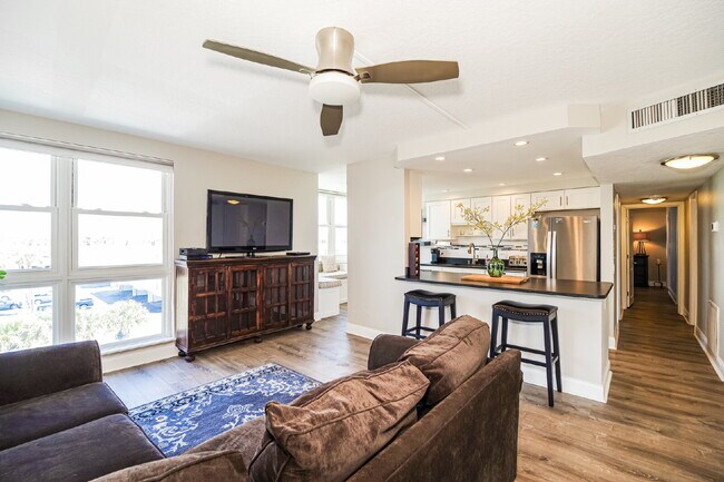 Foto del edificio - Beautiful Oceanfront Condo in Cocoa Beach!