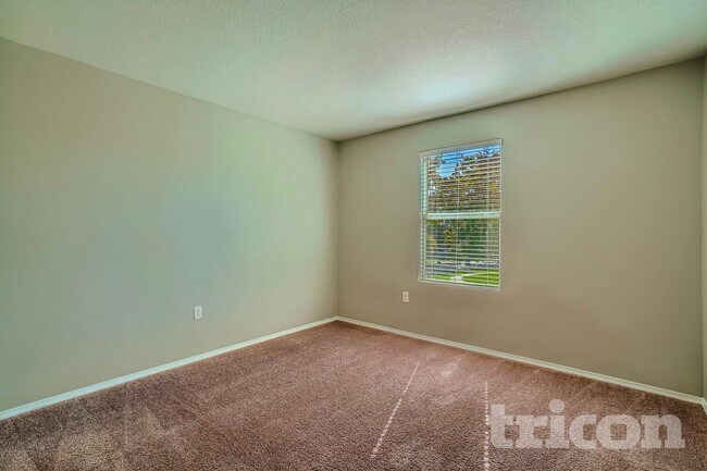 Building Photo - 11205 Running Pine Dr