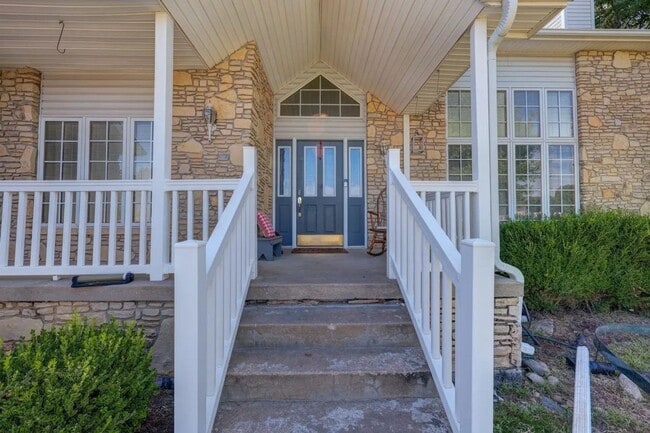 Foto del edificio - 3408 Lake Shore Dr