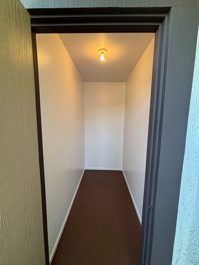 Interior Photo - 104 Brookstone Apartments