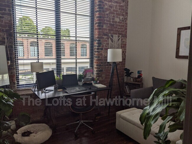 Foto del edificio - 1101 Hawthorne Ln