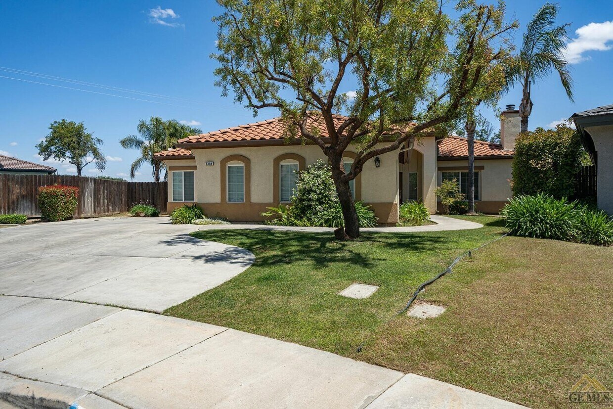 Foto principal - 7304 Stella Ct