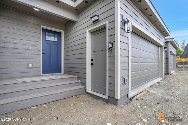 Building Photo - 960 S Enterprise Dr