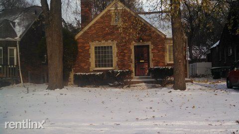 Building Photo - 5290 Buckingham Ave