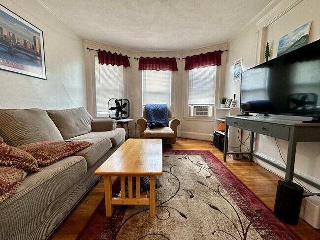 Foto del edificio - 221 Summer St