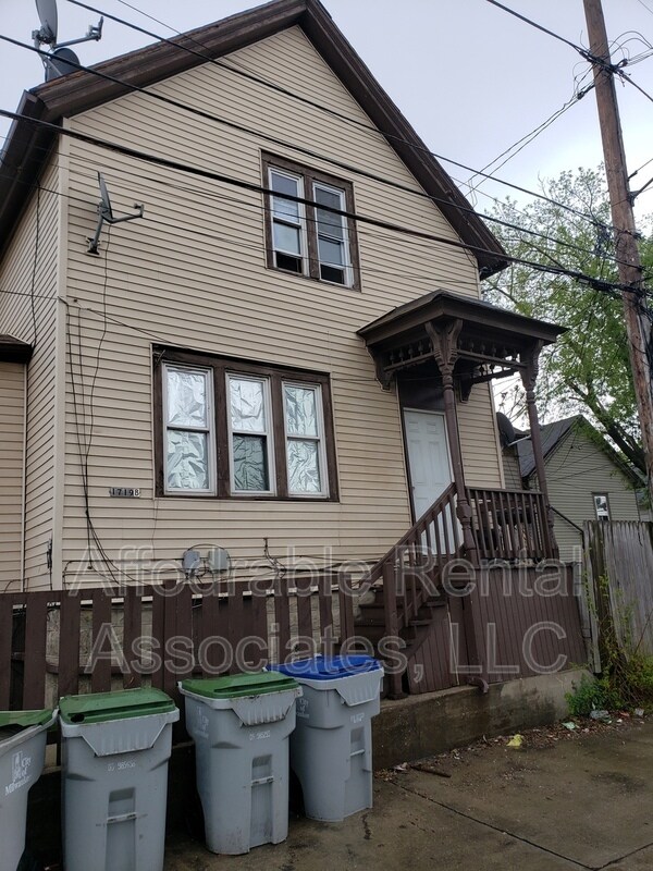 Building Photo - 1719 S 14th St