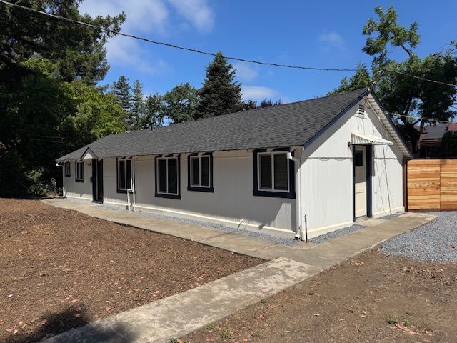 Foto principal - 2291 Guerneville Rd