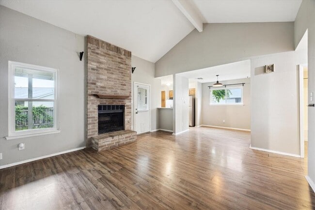 Building Photo - 12817 Hymeadow Dr