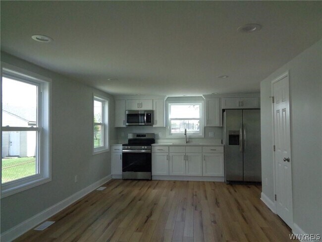 Foto del edificio - 4563 Union Rd