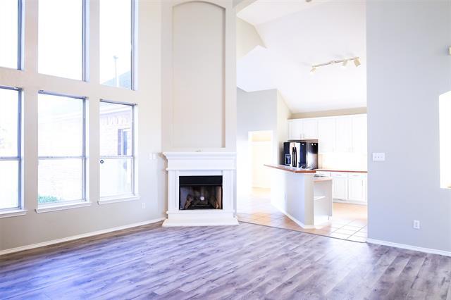 Building Photo - 534 Hackberry Dr
