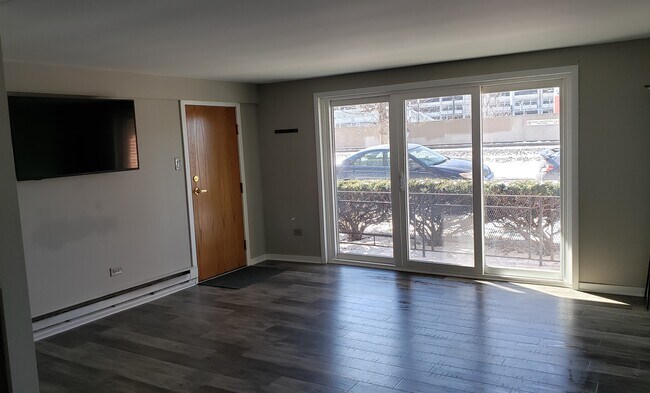 FRONT ROOM - 5737 S Kenton Ave