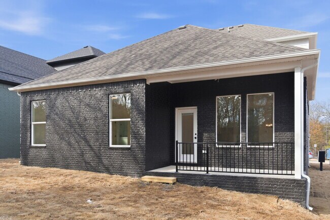 Building Photo - 1847 E Fiji St